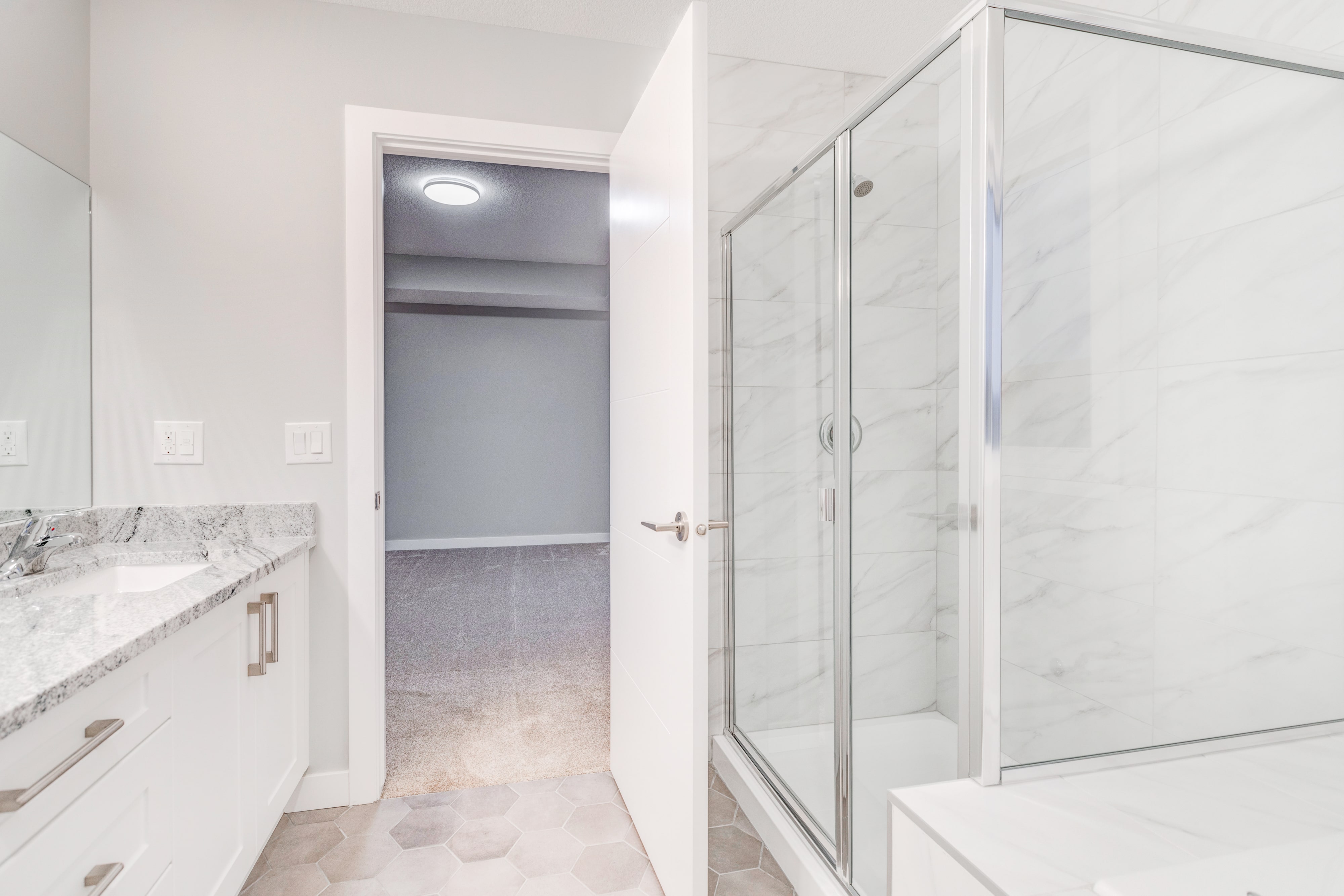Roca -Ensuite Shower-min