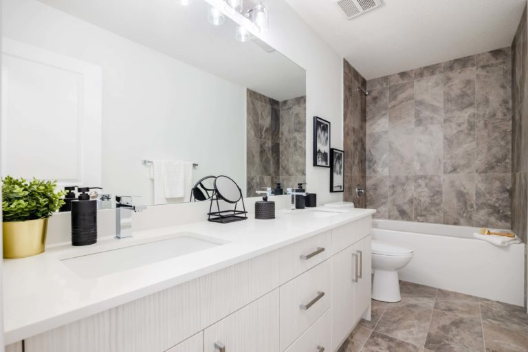 Luxuria Homes - Cascata II - 174 Chelsea Rd, Chestermere12